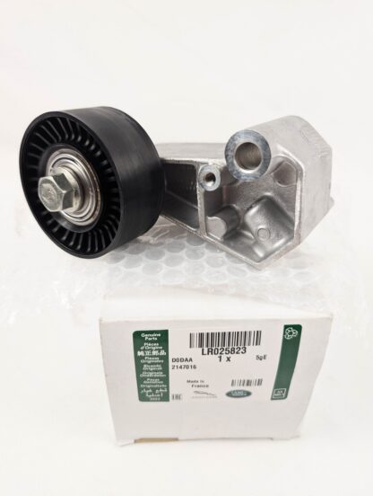 Alternator bracker with idler LR025823